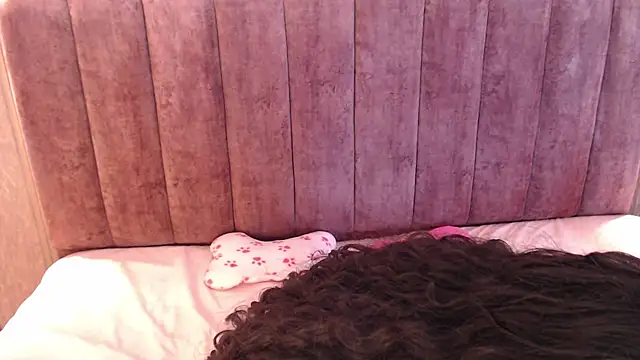 AgathaLynx online show from February 2025 02:35:02 PM