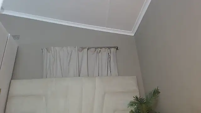 Snapshot of naughtyblackdolie chatting on December 2024 10:19:01 PM naughtyblackdolie online show from December 2024 10:19:01 PM