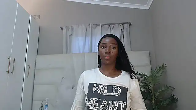 Snapshot of naughtyblackdolie chatting on March 2025 07:16:02 AM naughtyblackdolie online show from March 2025 07:16:02 AM