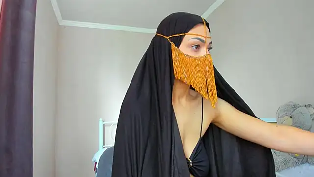 Snapshot of _cleopattra_ chatting on May 2026 07:47:01 AM cleopattra online show from May 2026 07:47:01 AM