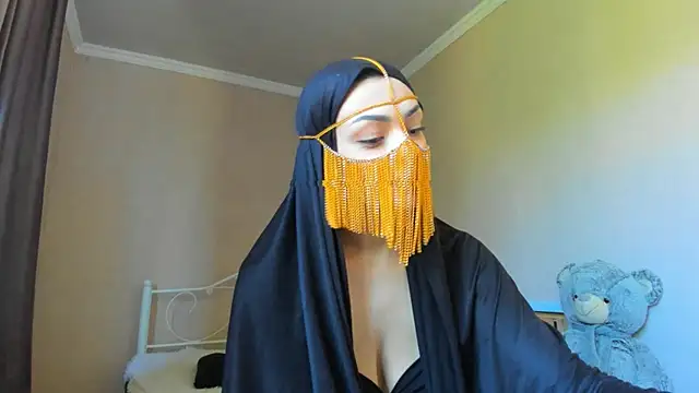 Snapshot of _cleopattra_ chatting on May 2026 07:37:02 AM cleopattra online show from May 2026 07:37:02 AM
