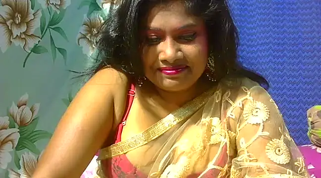 Snapshot of sexy_roma chatting on February 2025 05:18:02 PM sexy roma online show from February 2025 05:18:02 PM