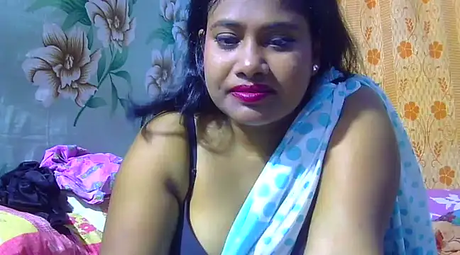 Snapshot of sexy_roma chatting on February 2025 07:27:02 PM sexy roma online show from February 2025 07:27:02 PM