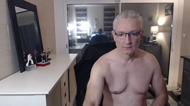 Snapshot of Goduleur69 chatting on January 2025 04:18:01 PM Goduleur69 online show from January 2025 04:18:01 PM