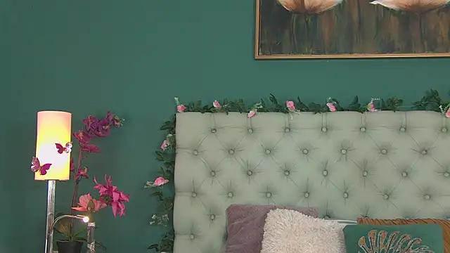 AlicePirs online show from March 2025 05:43:02 AM