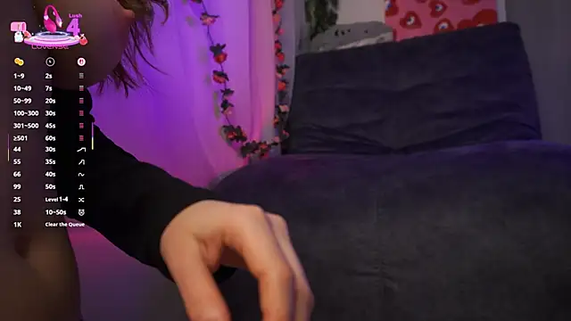 GlamourNova online show from March 2025 08:08:01 PM