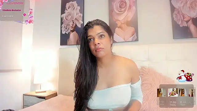 Snapshot of Sweetdreamses_ chatting on December 2024 12:16:02 PM Sweetdreamses  online show from December 2024 12:16:02 PM