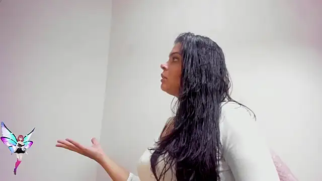 Snapshot of Sweetdreamses_ chatting on February 2025 01:36:01 PM Sweetdreamses  online show from February 2025 01:36:01 PM