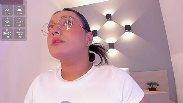 ellamontoya online show from March 2025 04:54:02 AM