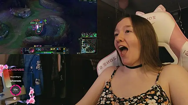 MoonlishSiren online show from January 2026 06:35:02 PM