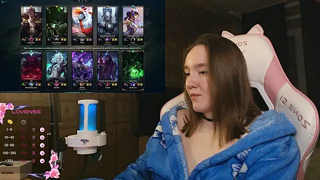 MoonlishSiren online show from February 2026 10:47:02 PM