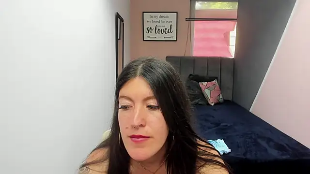 LiaCooper  online show from February 2025 03:03:01 PM