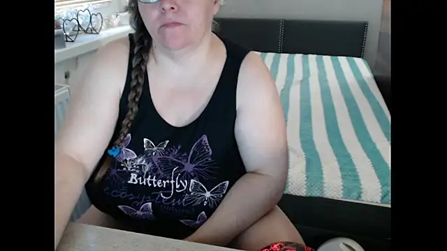 Sweetboobs online show from November 2025 11:02:01 AM