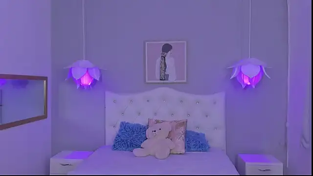 Lisa7 7 online show from November 2025 01:11:01 PM