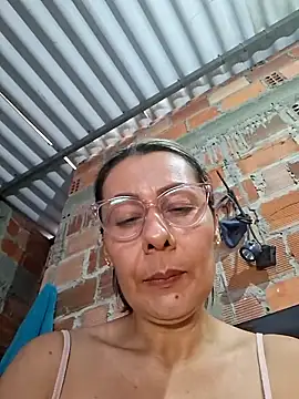 Snapshot of Mia-funny20 chatting on May 2026 04:45:02 PM Mia-funny20 online show from May 2026 04:45:02 PM