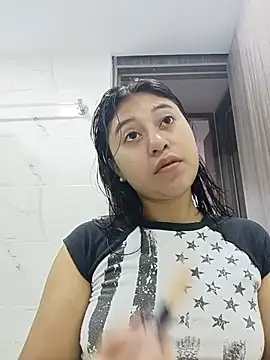 Snapshot of cloy_baby__ chatting on July 2026 11:39:02 AM cloy baby online show from July 2026 11:39:02 AM