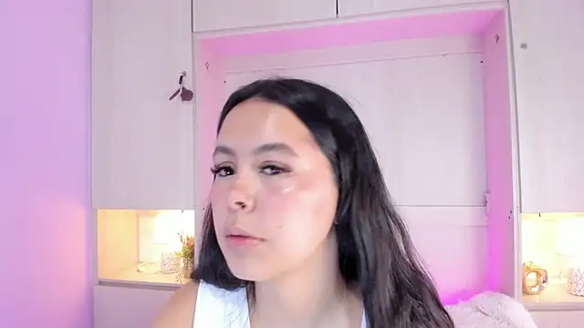 valerymeyerr online show from November 2025 04:12:01 AM