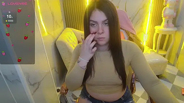 Paula b  online show from September 2025 12:43:02 PM