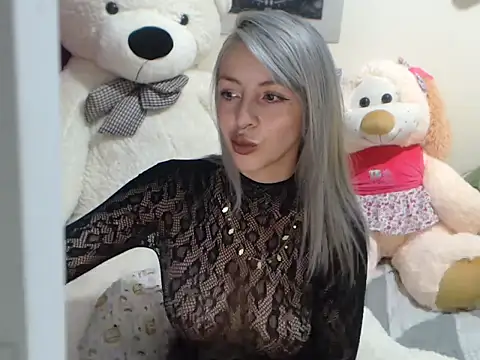 Snapshot of MOLLY4444 chatting on February 2026 12:15:02 AM MOLLY4444 online show from February 2026 12:15:02 AM