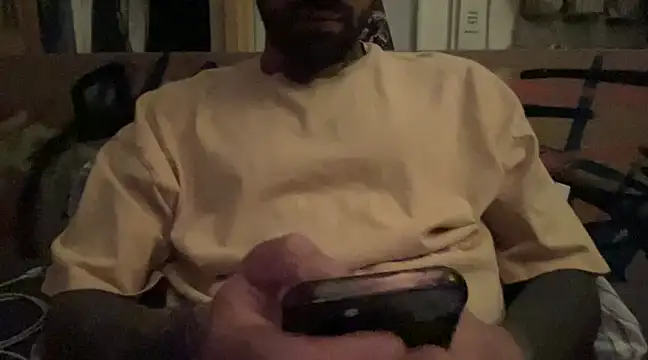 Snapshot of kameray12 chatting on March 2025 01:48:01 AM kameray12 online show from March 2025 01:48:01 AM