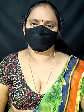 vintage-vibs online show from March 2025 06:01:02 PM