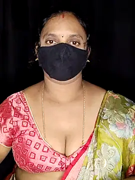 vintage-vibs online show from November 2025 06:30:01 PM