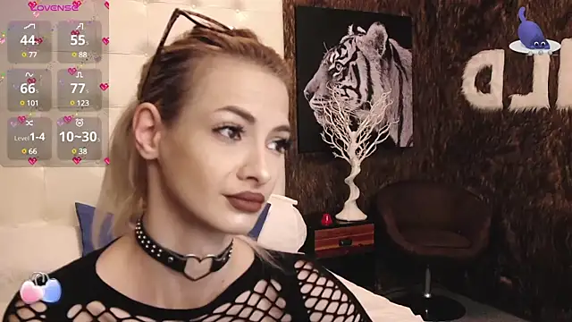 PinkySparks online show from February 2025 08:22:02 PM