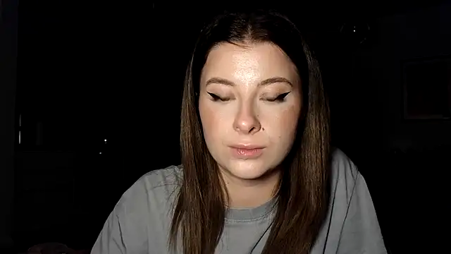 Mia-Minou online show from September 2025 07:35:01 PM