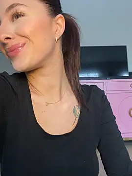 Mia-Minou online show from February 2026 10:52:02 AM