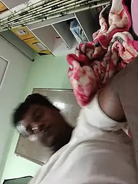 Snapshot of PVNRAO0831 chatting on July 2026 08:22:01 AM PVNRAO0831 online show from July 2026 08:22:01 AM