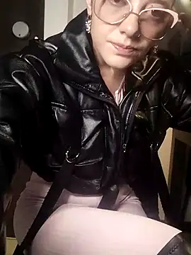 Isabella 21x online show from March 2025 12:34:02 PM