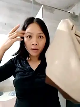 Aninyin22 online show from February 2026 06:52:01 AM