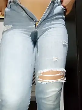 dulccemaria24 online show from March 2025 06:34:01 PM