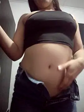 dulccemaria24 online show from February 2026 05:58:01 PM