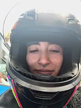 Snapshot of Lunapage chatting on March 2025 01:06:02 PM Lunapage online show from March 2025 01:06:02 PM