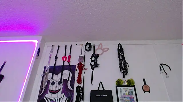 Eloise-brown online show from February 2025 04:47:01 AM