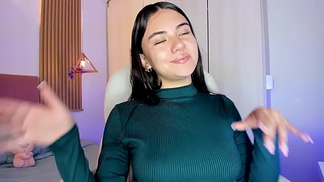 mia nevaeh online show from March 2026 09:20:01 PM