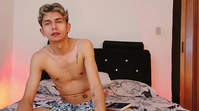 Snapshot of Jack_lover1724 chatting on May 2026 04:07:02 AM Jack lover1724 online show from May 2026 04:07:02 AM