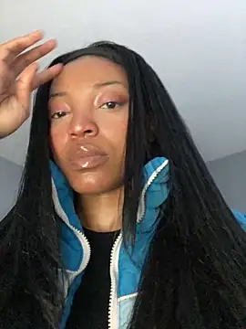 KimiAqua online show from December 2025 12:35:02 PM