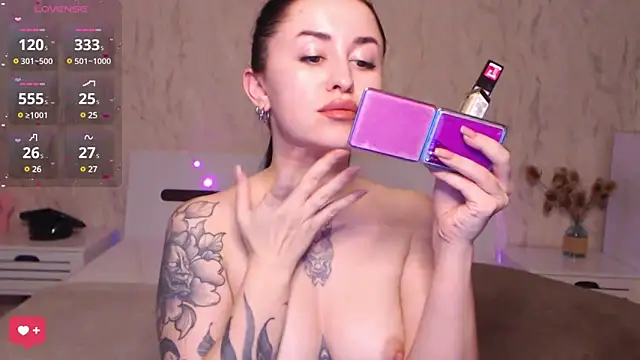 VioletCatt online show from March 2025 12:51:01 PM