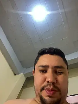 mayemarc online show from November 2025 10:44:02 PM