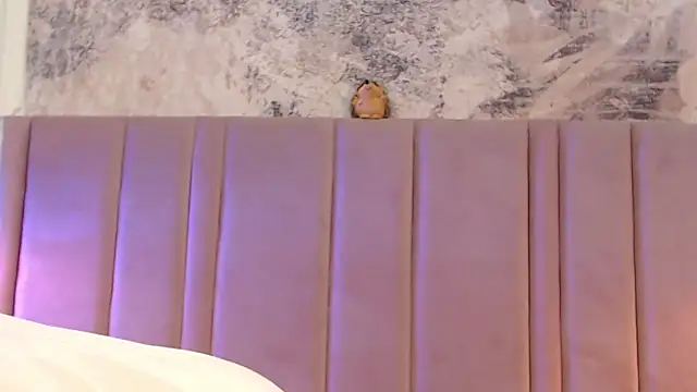 Snapshot of SabrinaDevill chatting on April 2026 01:13:02 PM SabrinaDevill online show from April 2026 01:13:02 PM
