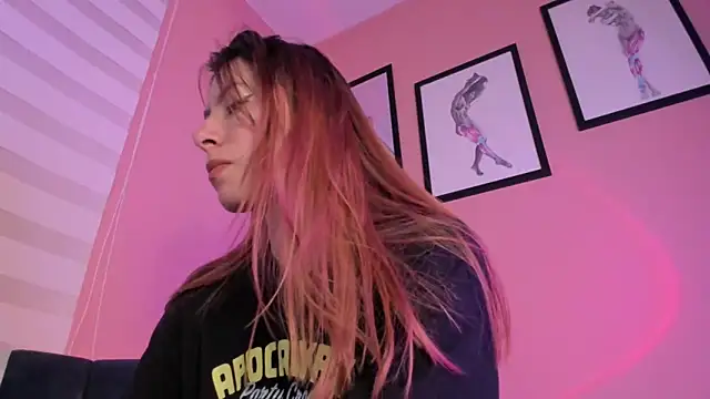 Snapshot of SensualJane2 chatting on February 2026 12:09:01 AM SensualJane2 online show from February 2026 12:09:01 AM