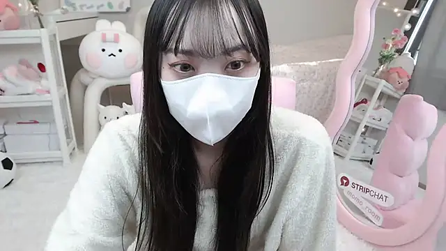 momo room online show from January 2025 06:06:02 AM