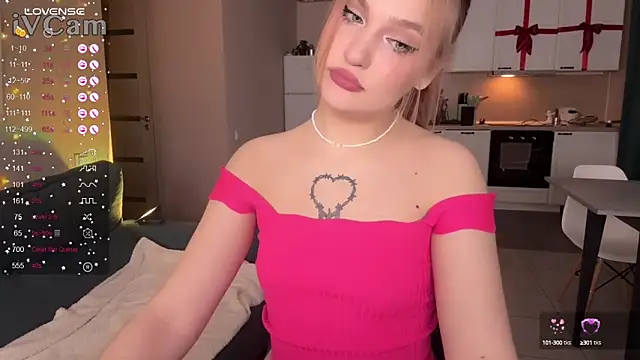 CarolineLovers online show from February 2025 10:10:02 PM