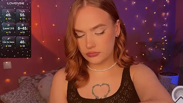 CarolineLovers online show from February 2025 11:01:01 PM