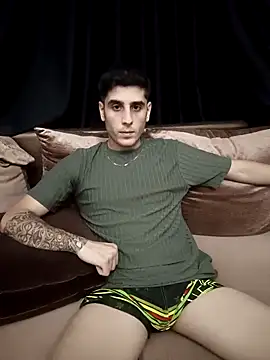 arenn1997 online show from September 2025 12:22:02 AM