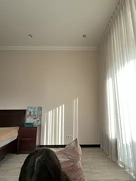 Hott Lolla online show from January 2026 08:30:01 AM