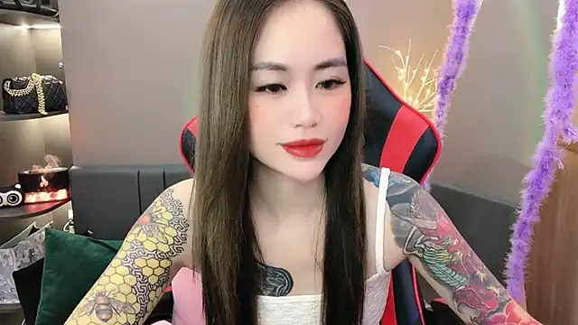 witch-39 online show from December 2024 04:43:01 AM