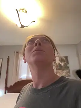 lezbean24 online show from January 2026 08:07:01 PM